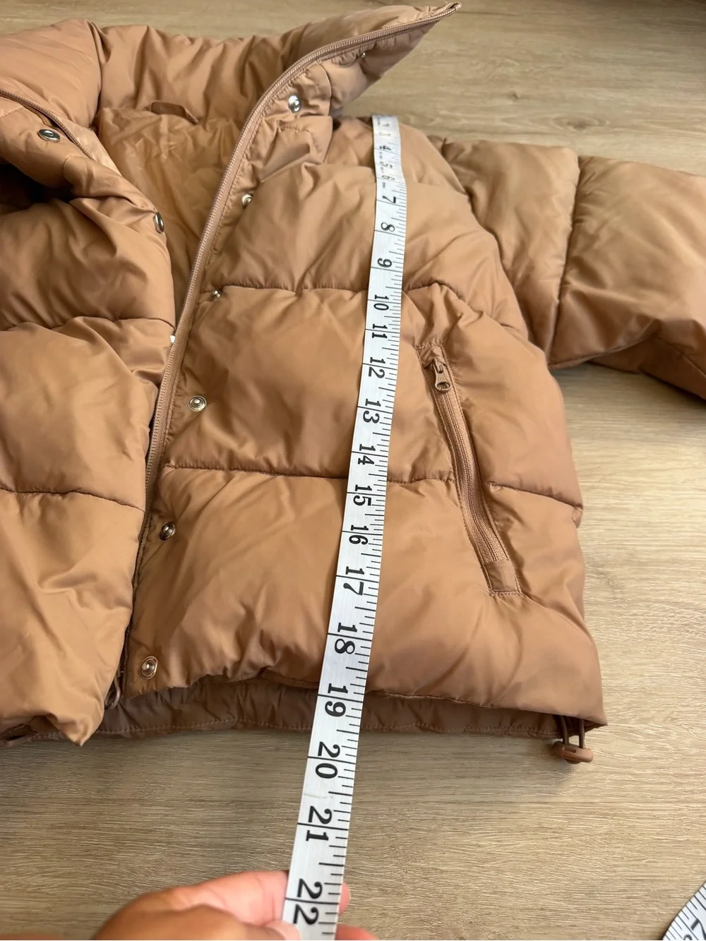 Alo Yoga Gold Rush puffer Tan SZ M